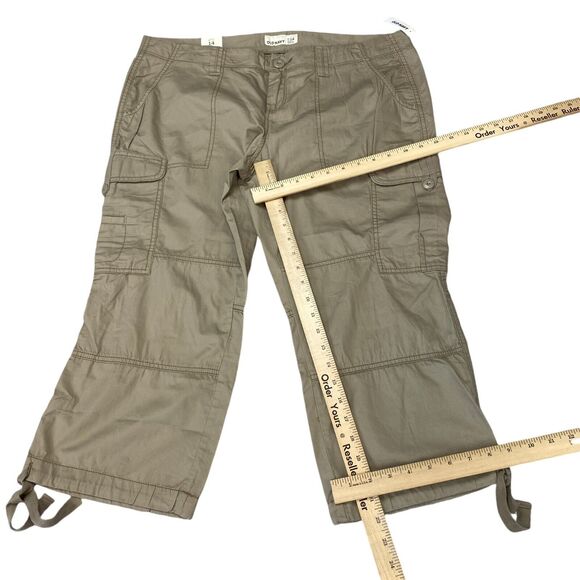 Old Navy Capri Pants Women's Size 14 Tan Wide Leg Low Rise Flat Front Outdoor - Picture 3 of 16